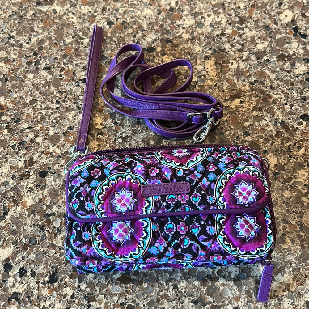 Vera Bradley wristlet/crossbody